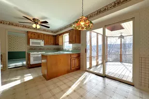 348 Wedgewood Dr, Easton, PA 18045 - Photo 11