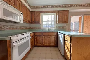 348 Wedgewood Dr, Easton, PA 18045 - Photo 9