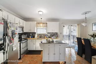 2110 Lansdale Dr, East Stroudsburg, PA 18301 - Photo 3