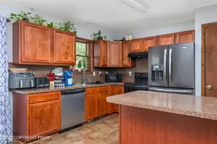 907 Tamaqua Rd, East Stroudsburg, PA 18302 - Photo 11