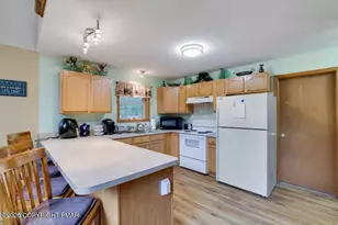 7118 Winnebago Dr, Pocono Lake, PA 18347 - Photo 13