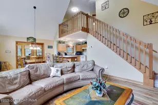 7118 Winnebago Dr, Pocono Lake, PA 18347 - Photo 3