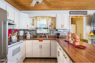  5389 Vine Terrace, Tobyhanna, PA 18466 - Photo 5