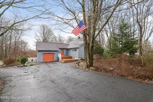 1674 Glade Dr, Long Pond, PA 18334 - Photo 39