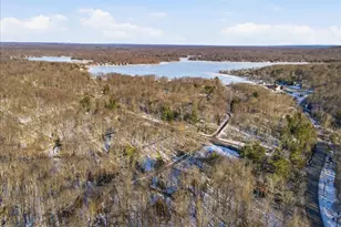 173 Bushkill Dr, Pocono Lake, PA 18347 - Photo 15