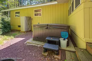 304 Foxglove Pl, Pocono Pines, PA 18350 - Photo 35