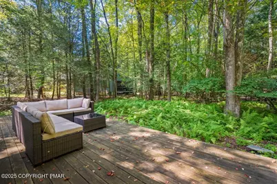  304 Foxglove Place, Pocono Pines, PA 18350 - Photo 37