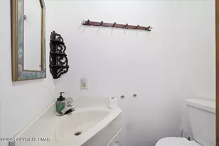 115 N Broad St, Bangor, PA 18013 - Photo 15