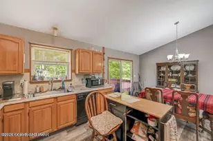 104 Yvette Ct, Dingmans Ferry, PA 18328 - Photo 19