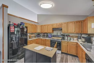  104 Yvette Court, Dingmans Ferry, PA 18328 - Photo 15