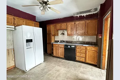  102 E Arch Street, Shamokin, PA 17872 - Photo 17