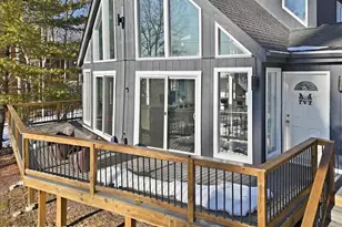 5135 Woodbridge Dr, Bushkill, PA 18324 - Photo 9