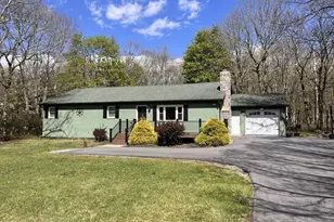 31 Hemlock Dr, Jim Thorpe, PA 18229 - Photo 1