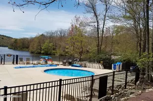 12 Beachwood Ct, Lake Harmony, PA 18624 - Photo 43