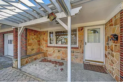  819 Fairview Avenue, Stroudsburg, PA 18360 - Photo 9