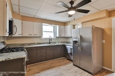  2045 Kenmore Avenue, Bethlehem, PA 18018 - Photo 15