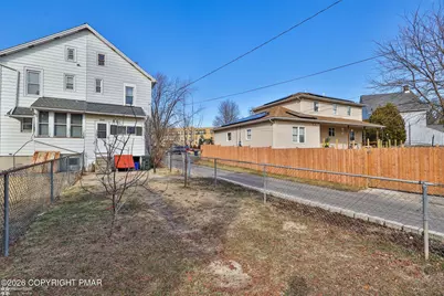  2045 Kenmore Avenue, Bethlehem, PA 18018 - Photo 47