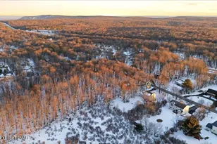 167 Bull Run, Long Pond, PA 18334 - Photo 33