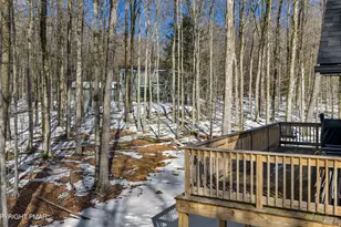 340 King Arthur Rd, Blakeslee, PA 18610 - Photo 19