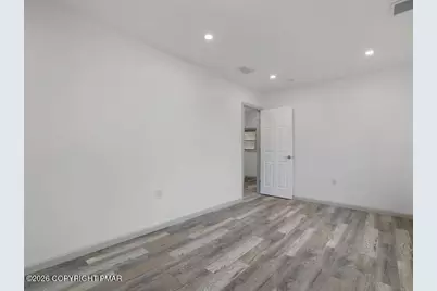  689 Main Rd, Hunlock Creek, PA 18621 - Photo 13