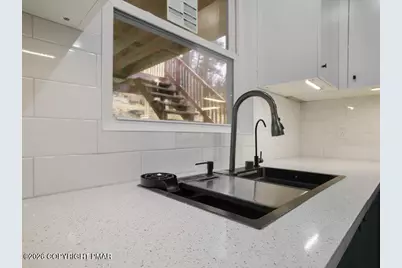  689 Main Rd, Hunlock Creek, PA 18621 - Photo 31