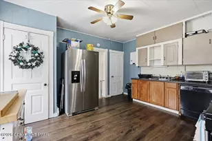 10 W 7th St, Jim Thorpe, PA 18229 - Photo 17