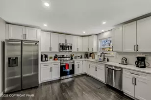 1338 Hilltop Dr, Long Pond, PA 18334 - Photo 7