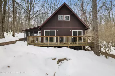  1095 Deer Run, Bushkill, PA 18324 - Photo 1