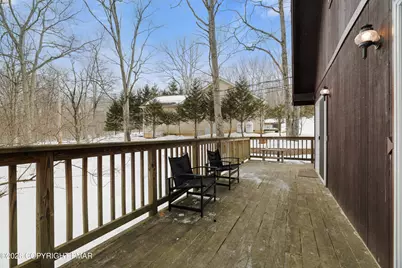  1095 Deer Run, Bushkill, PA 18324 - Photo 29