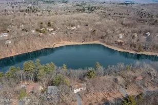 557 Lakeside Dr, East Stroudsburg, PA 18301 - Photo 37