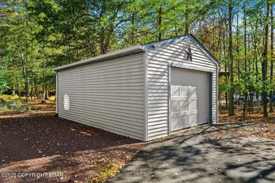  1637 Brushy Mountain Road, East Stroudsburg, PA 18302 - Photo 25