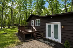 5122 Arrowhead Ln, East Stroudsburg, PA 18302 - Photo 3