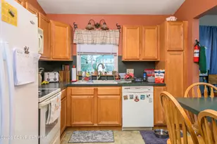 203 Beechwood Ln, Bath, PA 18014 - Photo 11