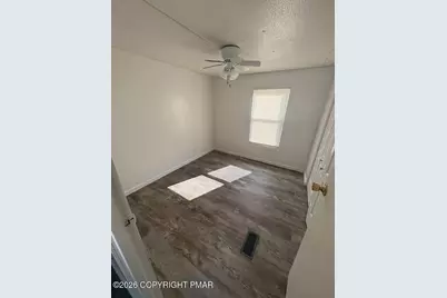  3449 Franklin Square, Northampton, PA 18067 - Photo 11