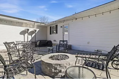  784 Sunset Lane, Stroudsburg, PA 18360 - Photo 7