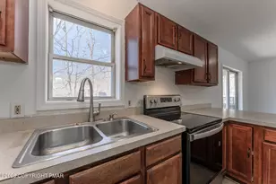 7624 Sawmill Rd, Tobyhanna, PA 18466 - Photo 31