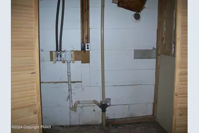  8062 Red Squirrel Dr, Tobyhanna, PA 18466 - Photo 7