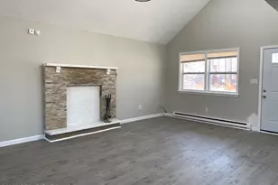 1654 Sunnyside Dr, Tobyhanna, PA 18466 - Photo 3