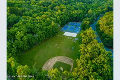  424 Somerset Drive, East Stroudsburg, PA 18301 - Photo 53