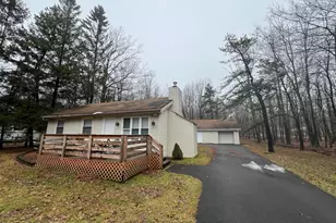 155 N Shore Dr, Albrightsville, PA 18210 - Photo 1