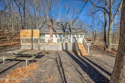  187 Bellingham Drive, Bushkill, PA 18324 - Photo 3