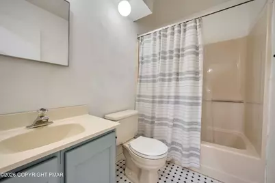  187 Bellingham Drive, Bushkill, PA 18324 - Photo 7