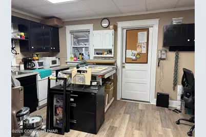  824 Ann Street, Stroudsburg, PA 18360 - Photo 3