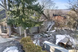 2135 Laurel Ln, Buck Hill Falls, PA 18323 - Photo 47