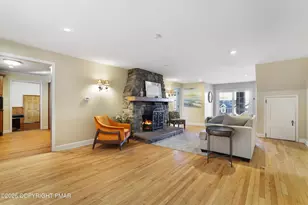 2135 Laurel Ln, Buck Hill Falls, PA 18323 - Photo 9