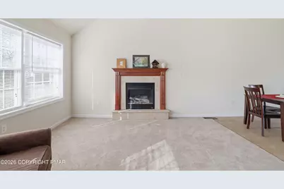  112 Amos Circle, Bushkill, PA 18324 - Photo 5