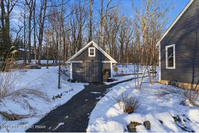  333 Sunset Avenue, Pocono Summit, PA 18346 - Photo 43