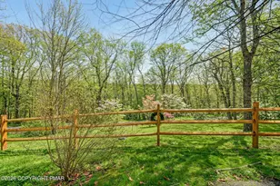 333 Sunset Ave, Pocono Manor, PA 18349 - Photo 57