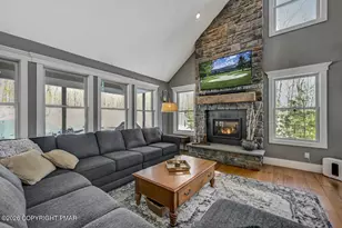 333 Sunset Ave, Pocono Manor, PA 18349 - Photo 13