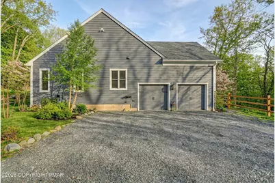 333 Sunset Avenue, Pocono Summit, PA 18346 - Photo 35